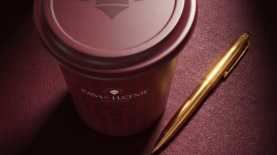 Pote de gelato Casa di Lucente com caneta dourada